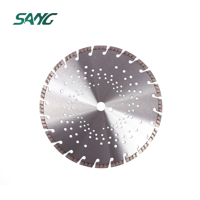 Factory Direct Sell 14 Inch Diamond Turbo Segmented Saw Blade for Cutting Reinforced Concrete